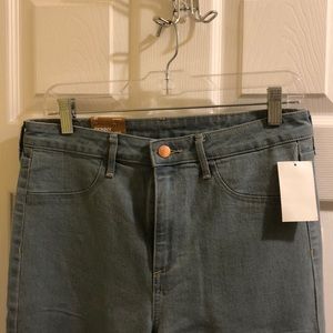 Skinny Light Wash High Waisted Jeans